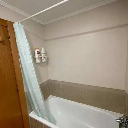 Ostende View 카스트로우르디알레스